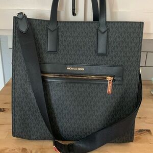 MK tote bag.